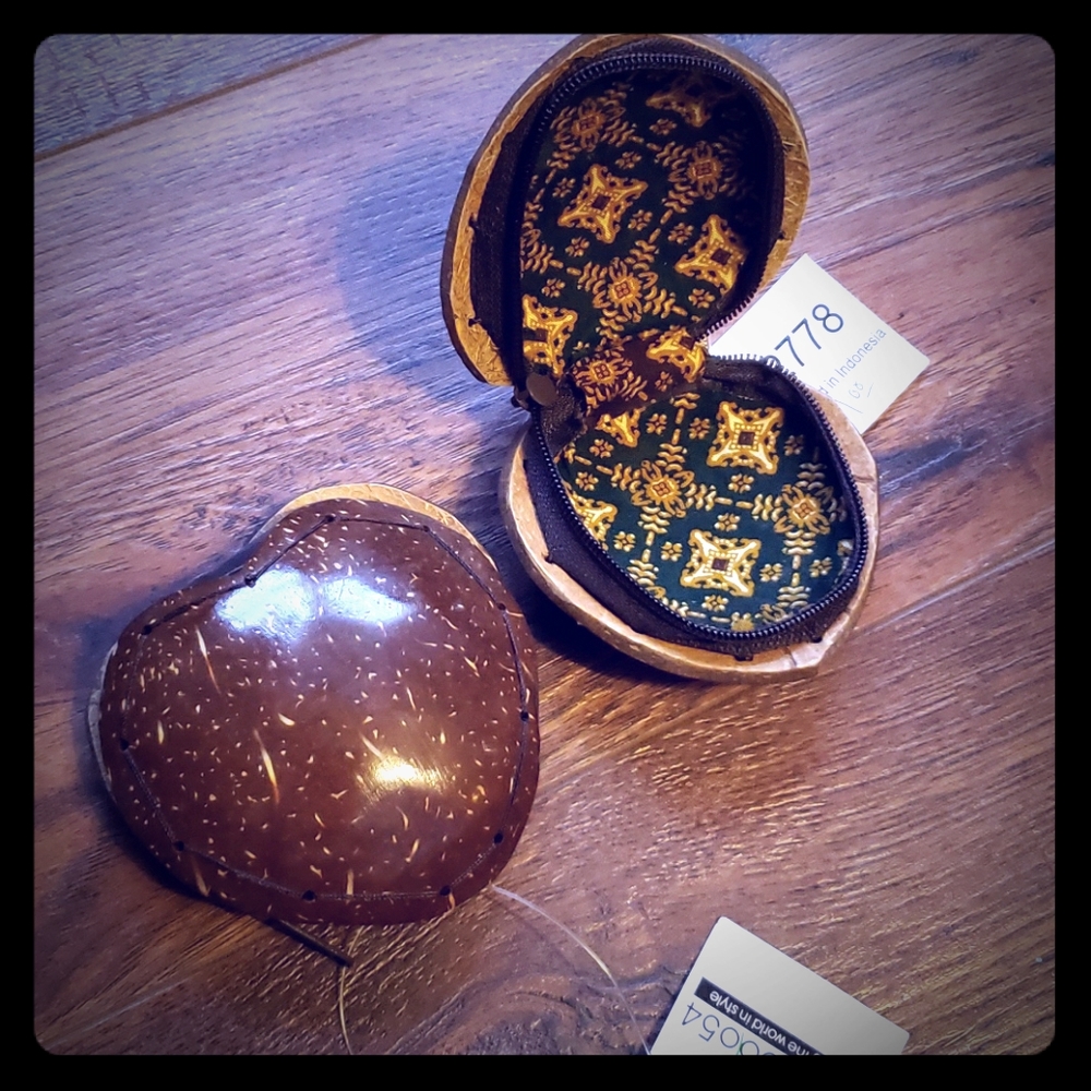 Handcrafted upcycled Coconut shell Heart Indonesian Coin Purse